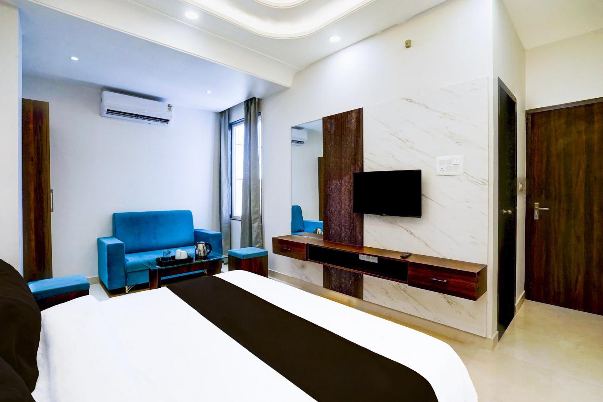 Collection O Golden Sapphire Hotel Jaipur Ngoại thất bức ảnh